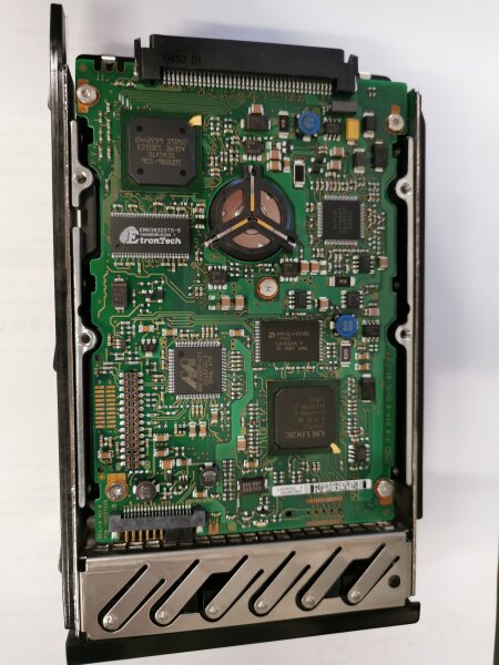IBM FC 3274-73.4 GB 10.000 RPM Ultra320 SCSI Disk Drive Model: ST373307LC